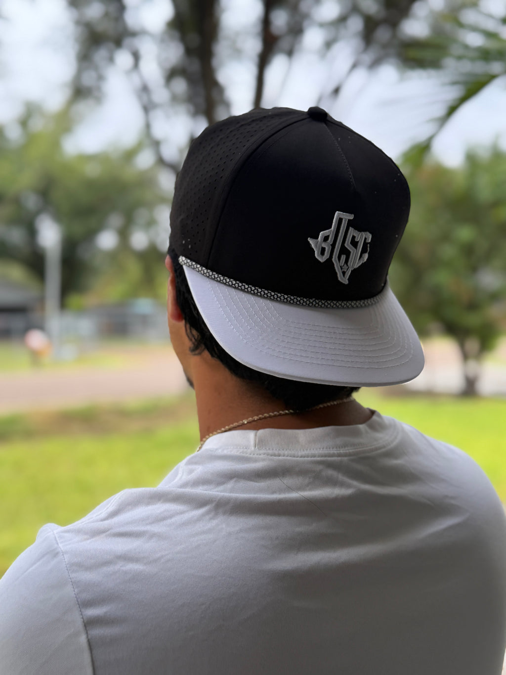 Bordertown Caps